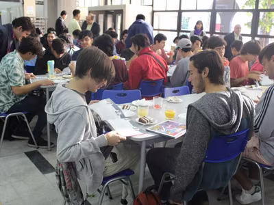 Desayuno Ex Alumnos Generación 2018
