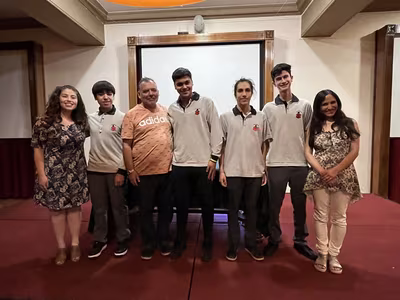 Entrega Reconocimientos IV° Medios
