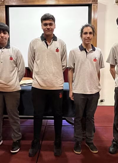 Entrega Reconocimientos IV° Medios