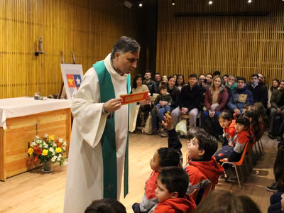 Liturgia Imposición de Insignia Kínder