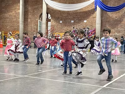 Danzas Folclóricas Pre Kínder y Kínder