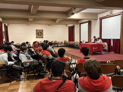 Charla Exalumno Mauro Ceballos