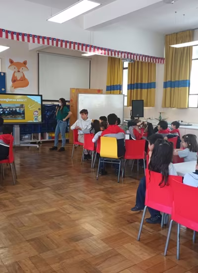 Estudiantes de Intercambio Cuentan cuentos.