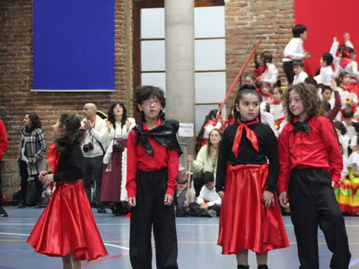 Bailes Folclóricos 2° a 4° Básico y III° Medios III