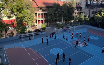 Listas de curso Pre Kínder, 1°Básico, 7° Básico y I° Medio 2026.