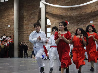 Bailes Folclóricos Pre Kínder a 4° Básico