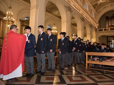 Sacramento de la Confirmación III° Medios