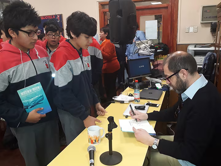 Visita del escritor Francisco Ortega