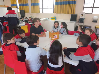Estudiantes de Intercambio Cuentan cuentos.