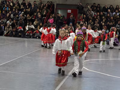 Bailes Folclóricos - Primer Ciclo