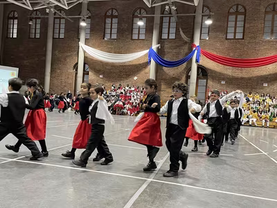 Danzas Folclóricas 1° y 2° Básico
