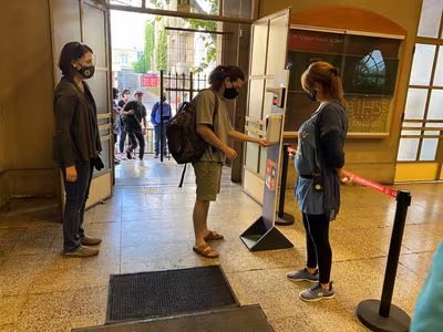 IVº Medios vuelven al Colegio...
