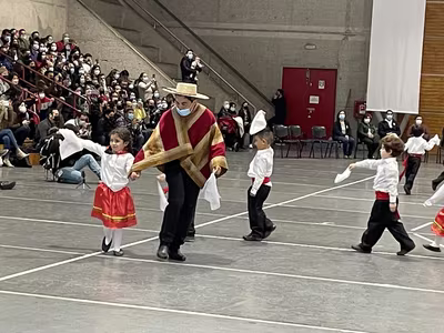 Danzas Folclóricas Pre Kínder y Kínder