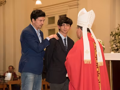 Sacramento de la Confirmación III° Medios