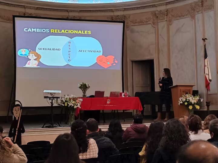 Jornada de afectividad, sexualidad y género para familias de 5° a 8° básico