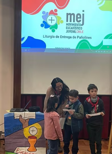 Ceremonia entrega pañolín MEJ