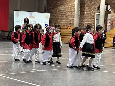 Danzas Folclóricas Pre Kínder y Kínder