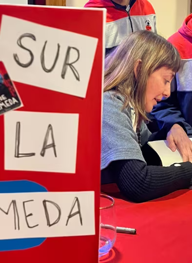 Encuentro literario con Lola Larra en nuestro colegio