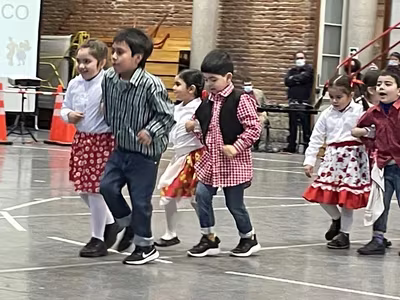 Danzas Folclóricas Pre Kínder y Kínder