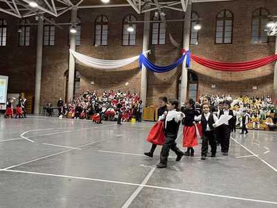 Danzas Folclóricas 1° y 2° Básico