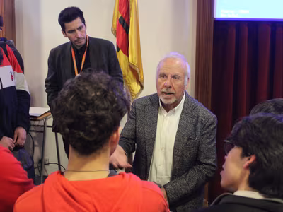 Charla vocacional con Fernando Paulsen