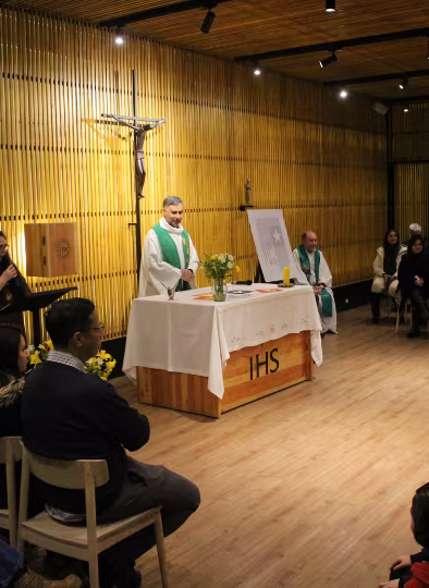 Liturgia Imposición de Insignias Kínder