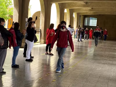 "El Pasillo" IVº Medios