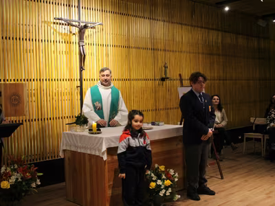 Liturgia Imposición de Insignia Kínder
