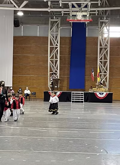 Danzas Folclóricas Pre Kínder y Kínder